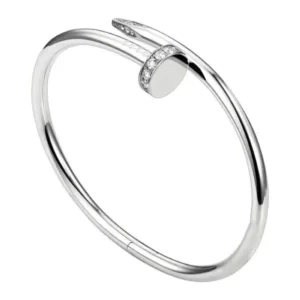 سوارة مسمار مستوحاة من كارتير